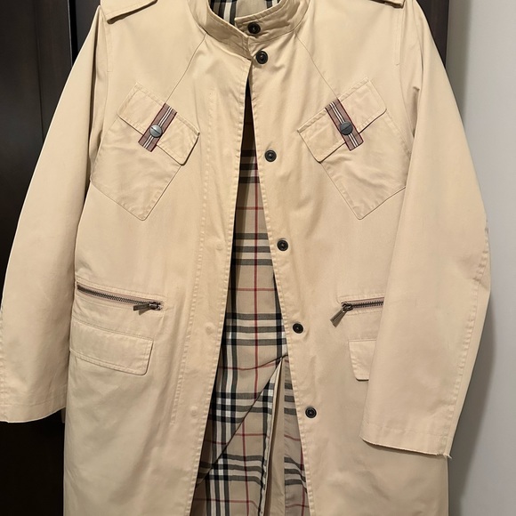 Burberry Trench Car Coat - Picture 6 of 7